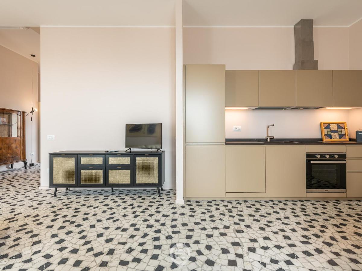 קליארי Harbor View Apartment מראה חיצוני תמונה